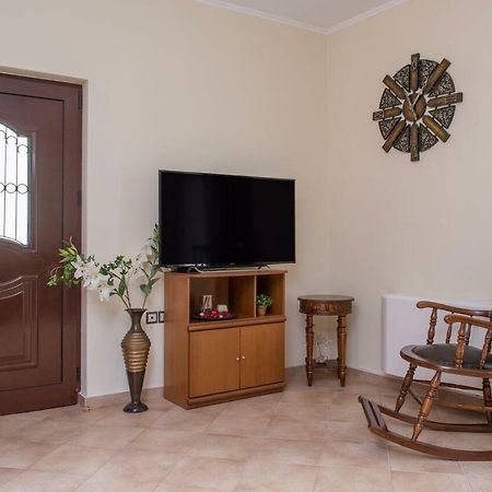 Marika Traditional Home Elos Екстер'єр фото