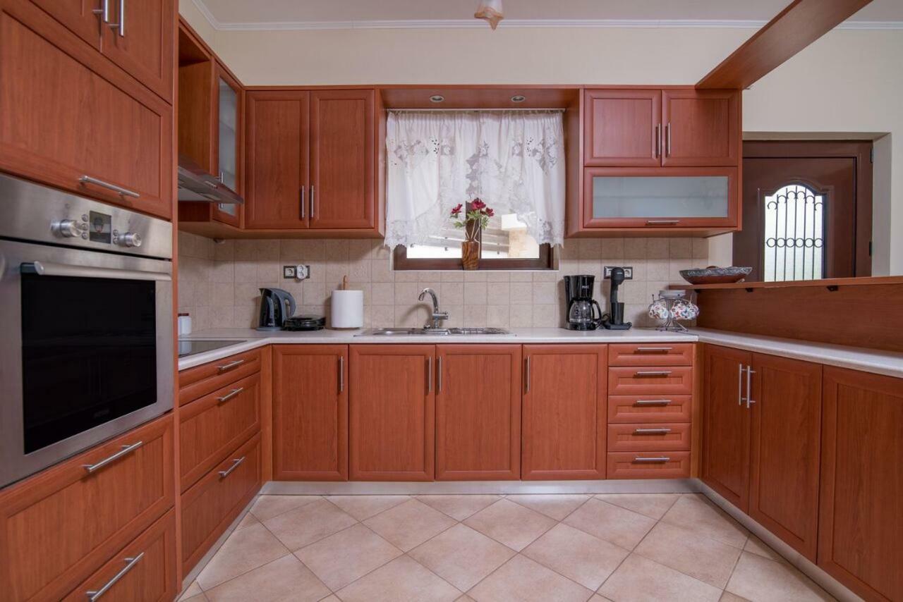 Marika Traditional Home Elos Екстер'єр фото