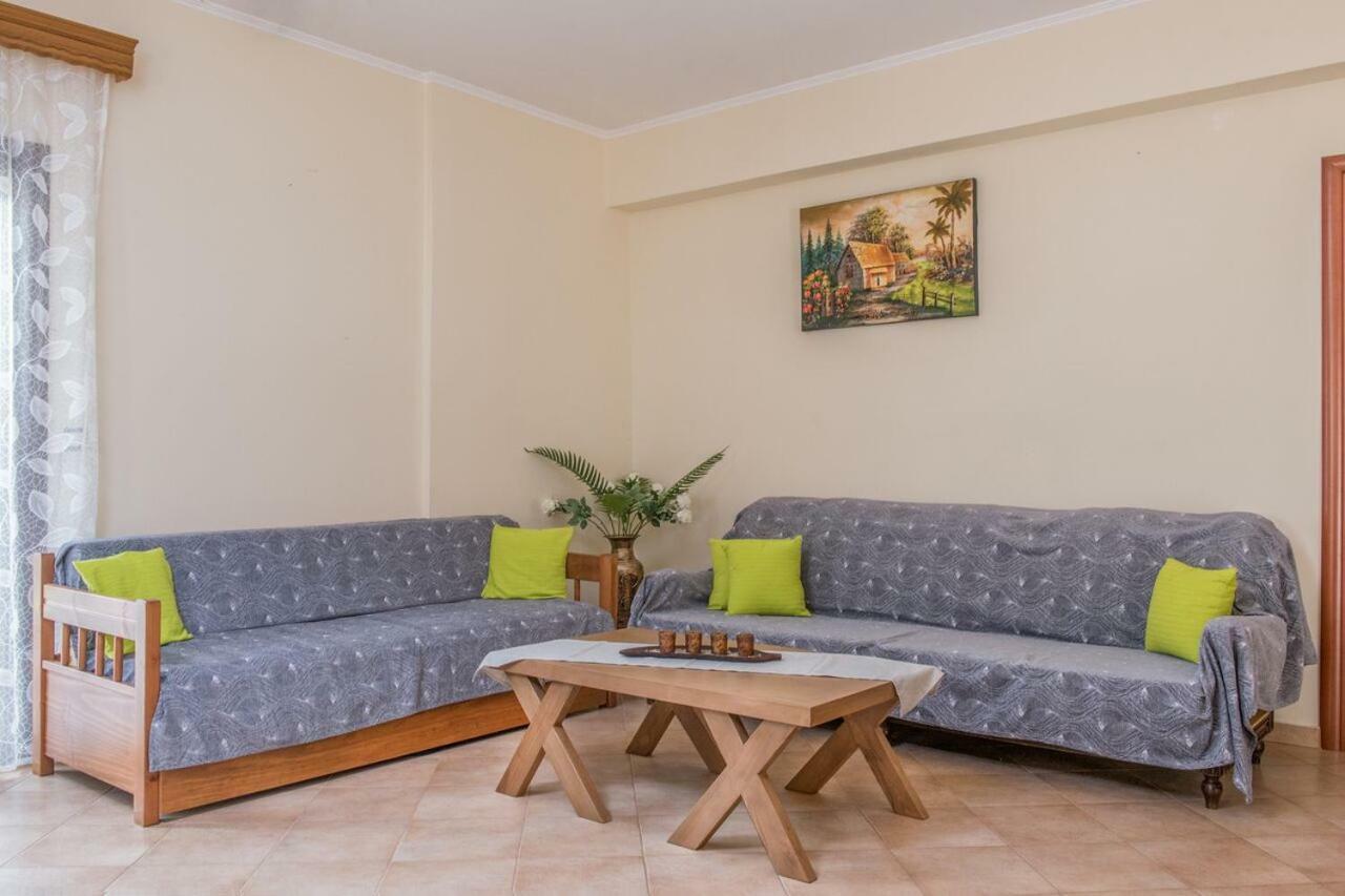 Marika Traditional Home Elos Екстер'єр фото